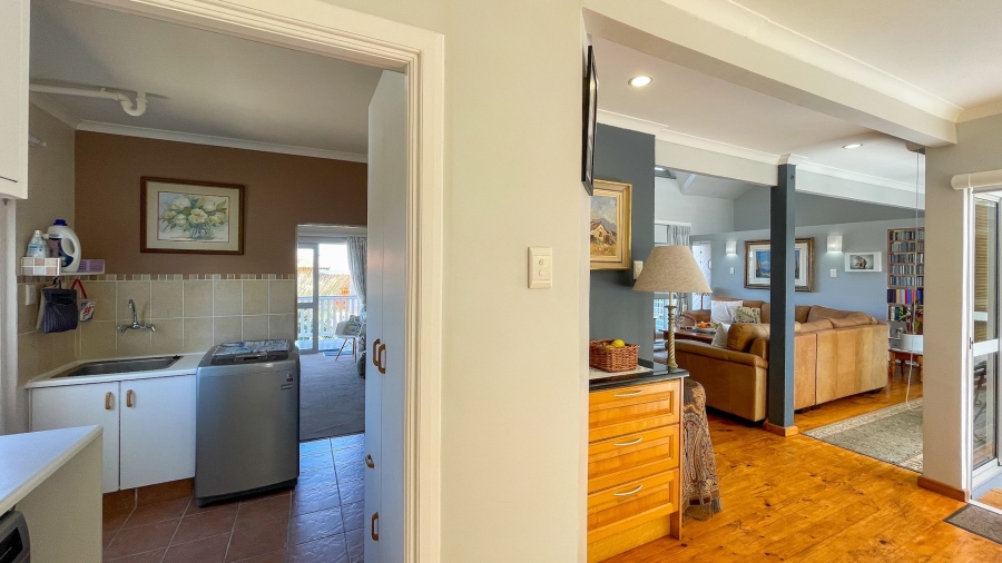 5 Bedroom Property for Sale in Hersham Western Cape